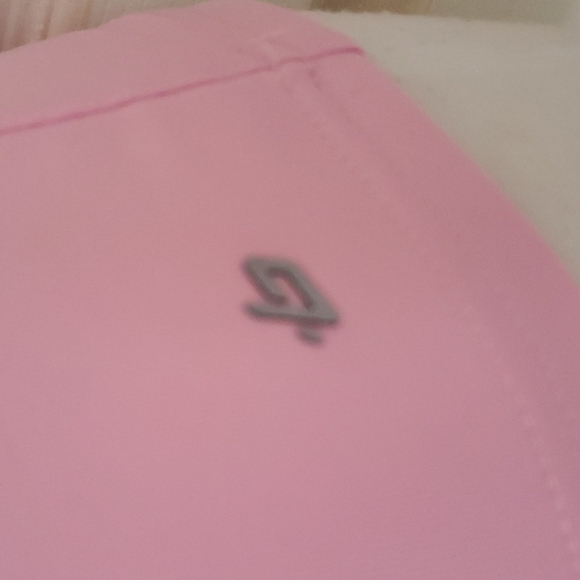 Bolle Pink Tback Tank nwot - Picture 2 of 4